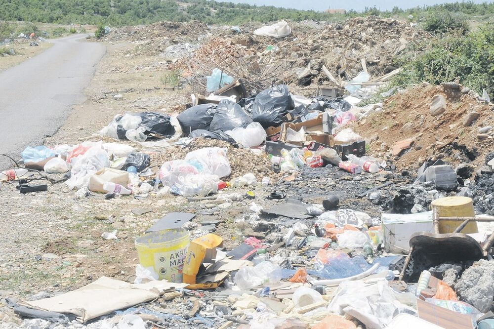 Deponija, Kakaricka gora, Foto: Vesko Belojević