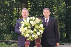 Popović: Mugoša's laying of the wreath is a scandal, the Government should announce it