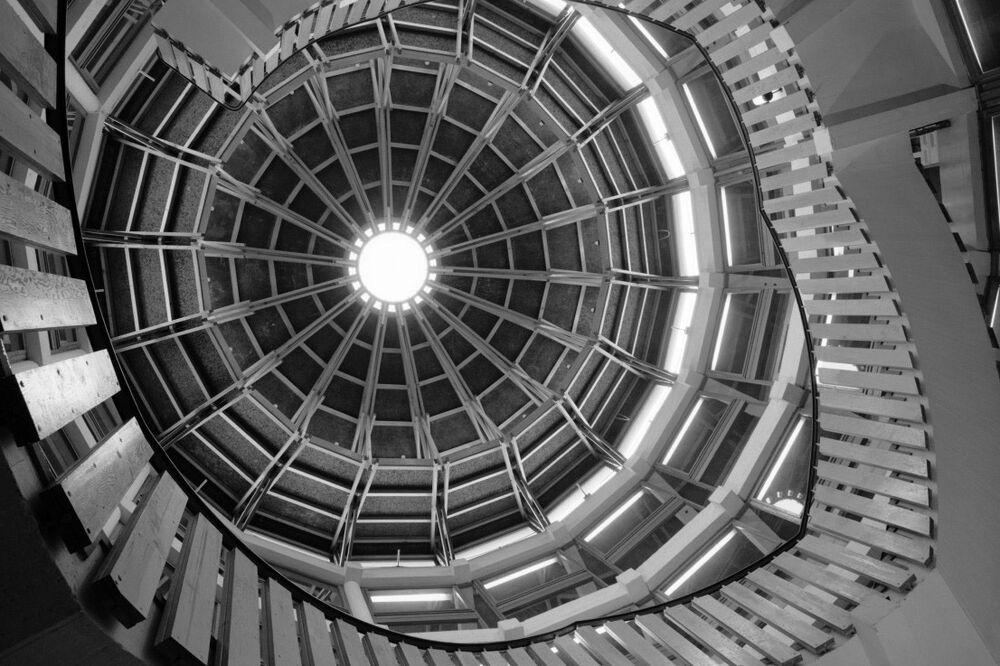 stepenište (Novina)