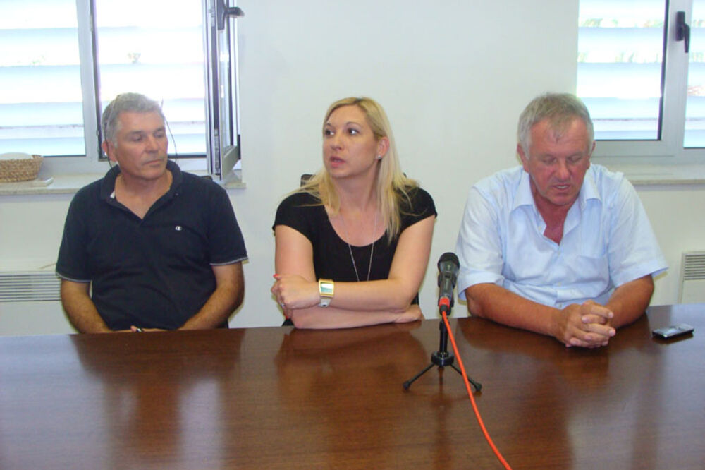 Mićo Stojanović, Jelena Đaković, Nikša Gojković, Foto: Slavica Kosić