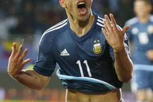 Aguero presudio Urugvaju, prva pobjeda Argentine