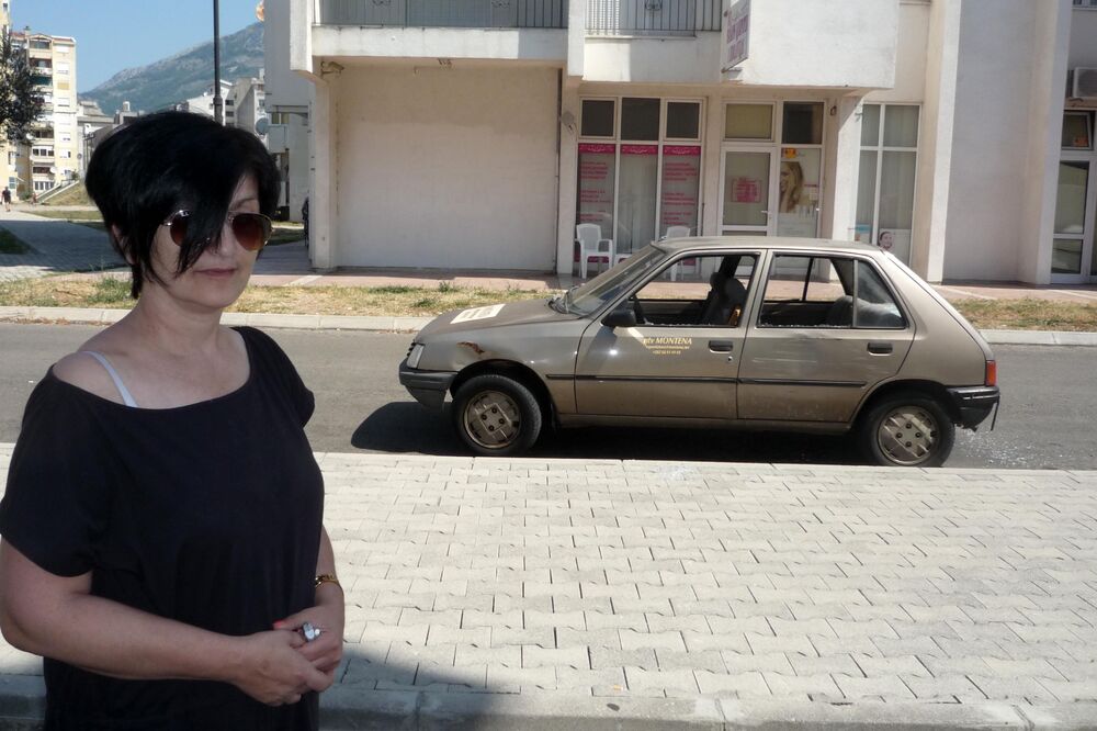 Polomljena stakla, auto, Alma Ljuca, Foto: Anto Baković