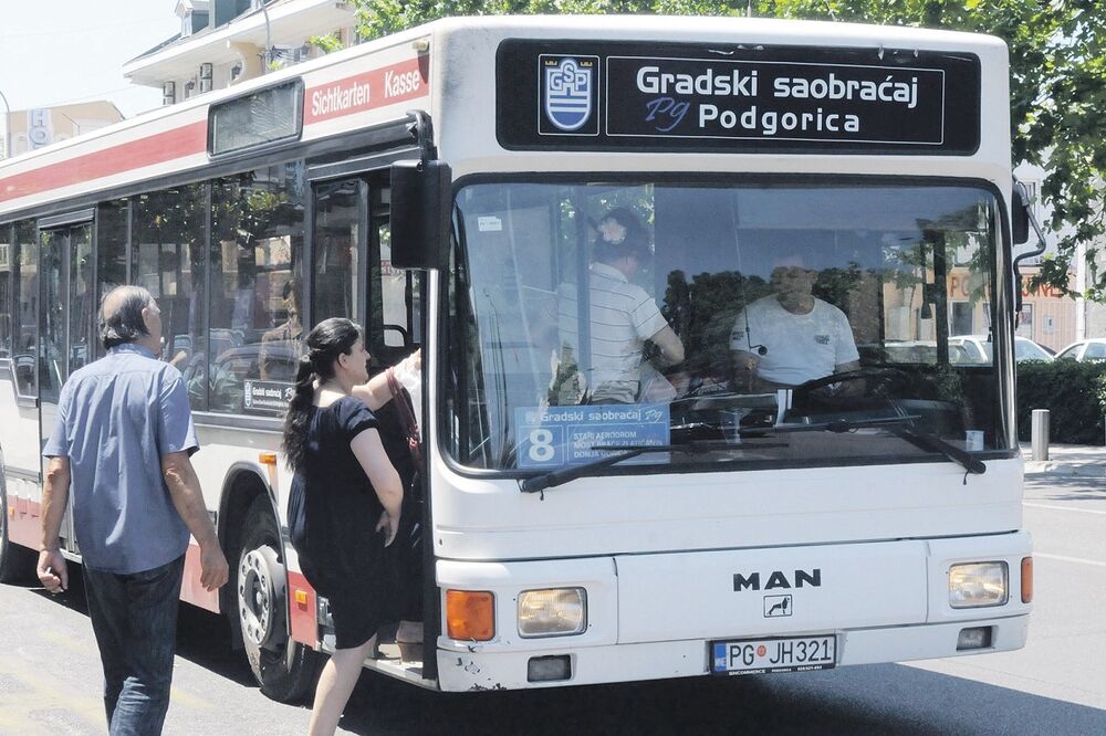 autobud, Podgorica, Foto: Zoran Đurić