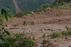 Odron zatrpao šest sela u Nepalu