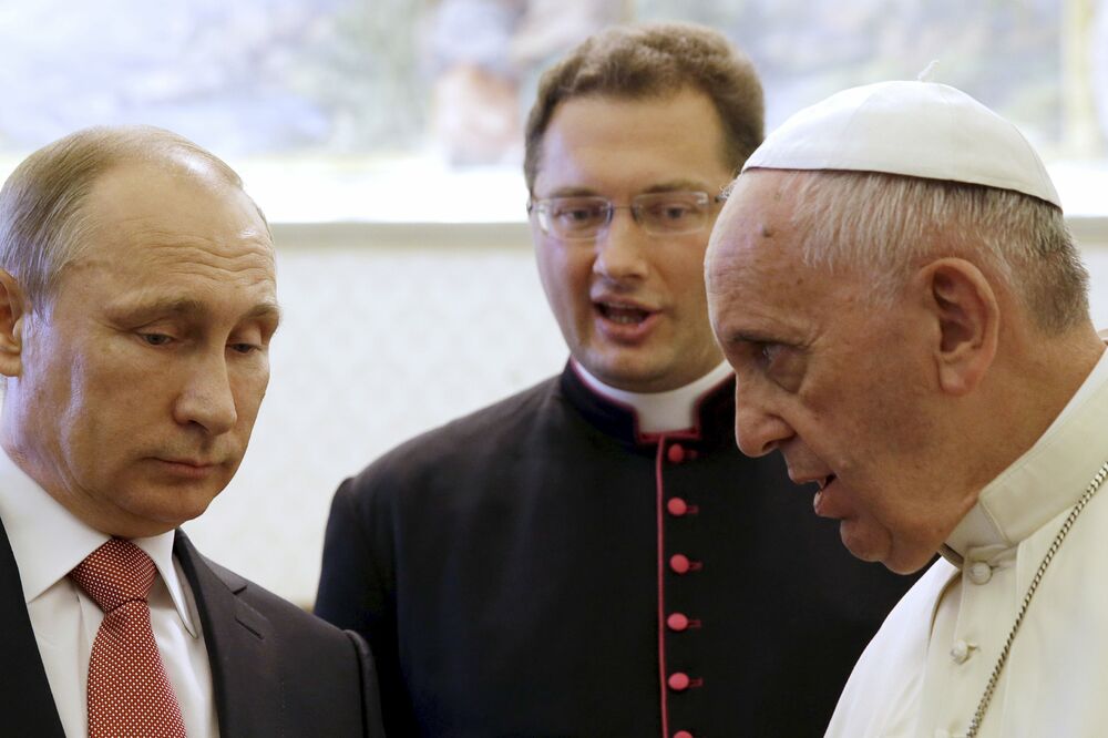 papa Franjo, Vladimir Putin, Foto: Reuters