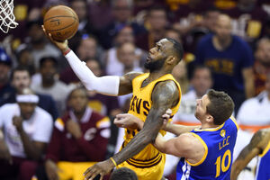 Klivlend poveo sa 2:1 protiv Golden Stejta (video)