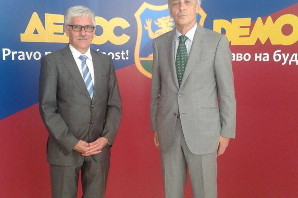 Mitja Drobnič, Miodrag Lekić. DEMOS, Foto: Demos