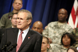 Ramsfeld: Buš je pogriješio kada je htio da dovede demokratiju u...