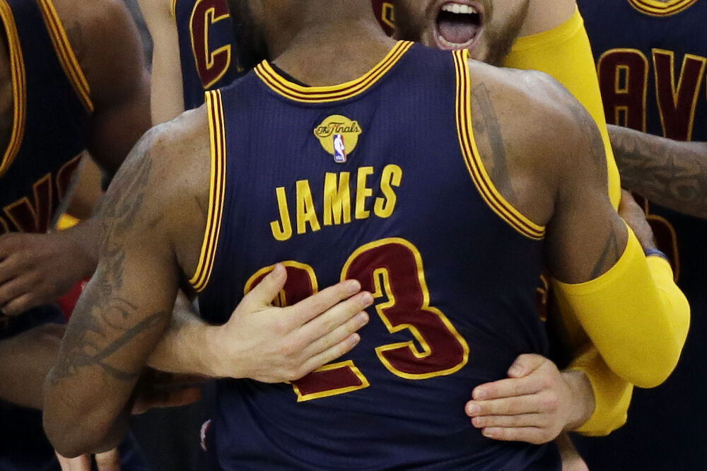 Lebron Džejms i Metju Delavedova, Foto: Beta/AP
