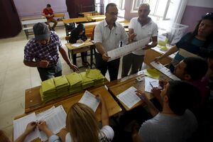 Turska: Erdoganova stranka vodi, ali gubi apsolutnu većinu