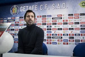 Flores na klupi Votforda