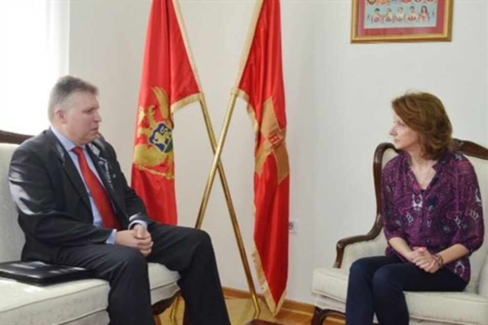 Edvardas Mazeikis, Milica Pejanović Đurišić, Foto: Ministarstvo odbrane Crne Gore