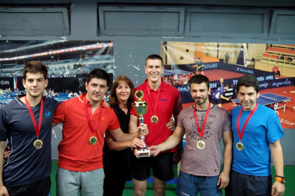 Golden player, Foto: Golden plejer