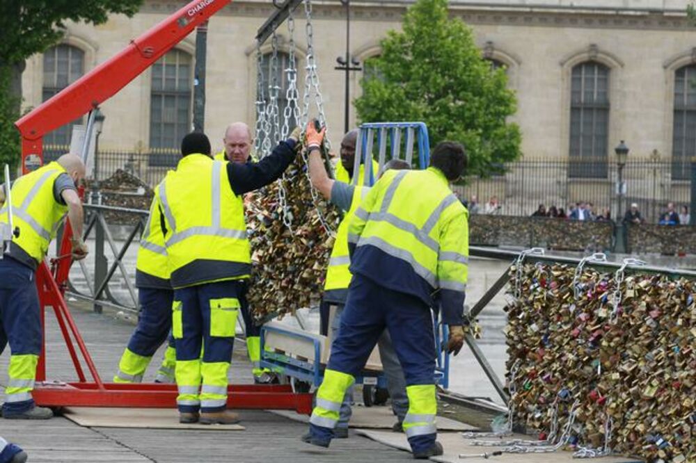 Most ljubavi, Pariz, Francuska, Foto: Beta-AP