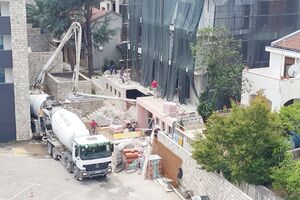 Budva: Gosti zbog radova na gradilištima napuštaju smještaj