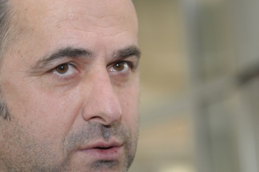 Grof, Foto: Savo Prelević