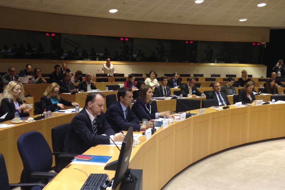 debata, Brisel, Foto: MVPEI