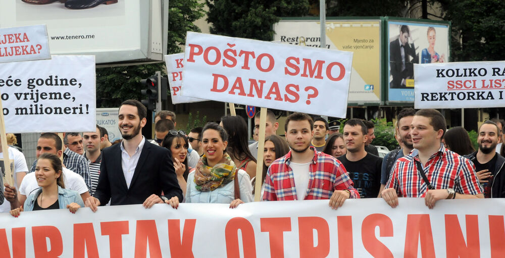 Protestna šetnja, URA