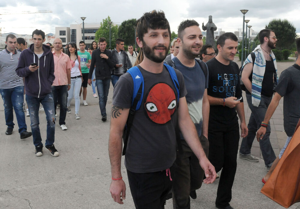 Protestna šetnja, URA