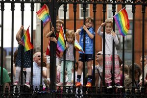 Irci masovno glasali za legalizaciju gej brakova
