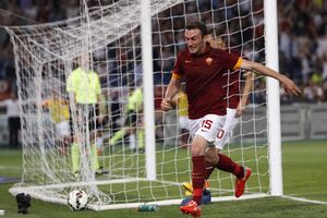 Roma opet na drugom mjestu, Berardi het-trikom srušio Milan (video)