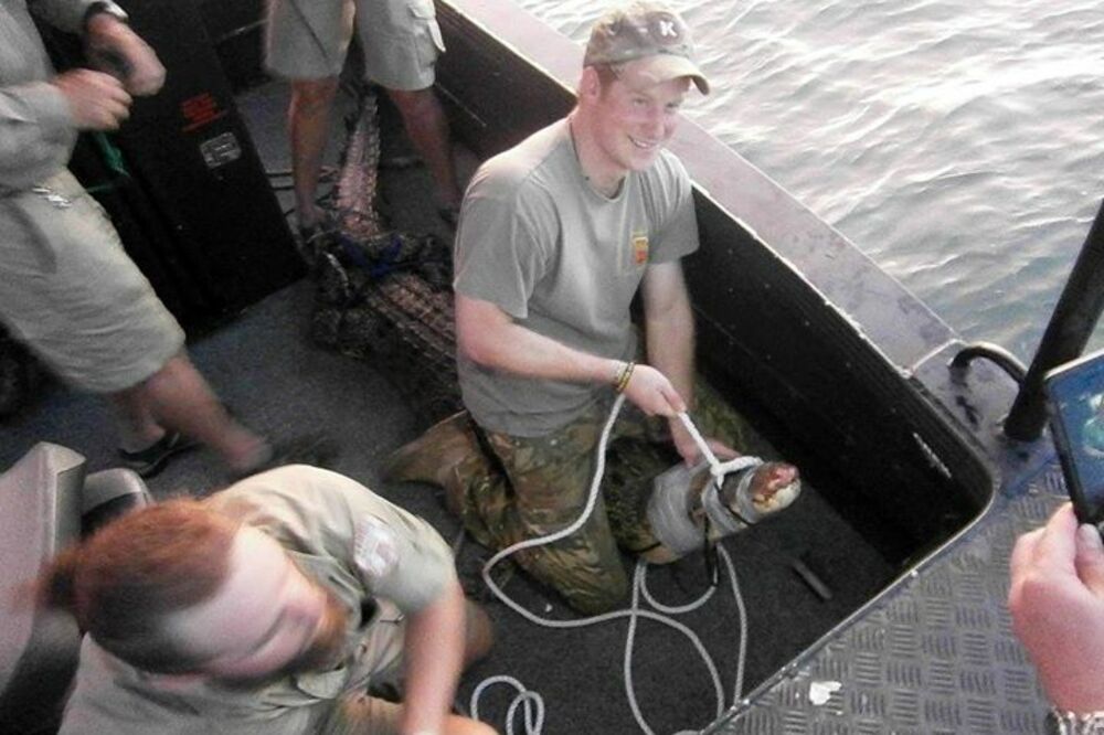 Princ Hari u lovu na krokodila, Foto: Facebook.com