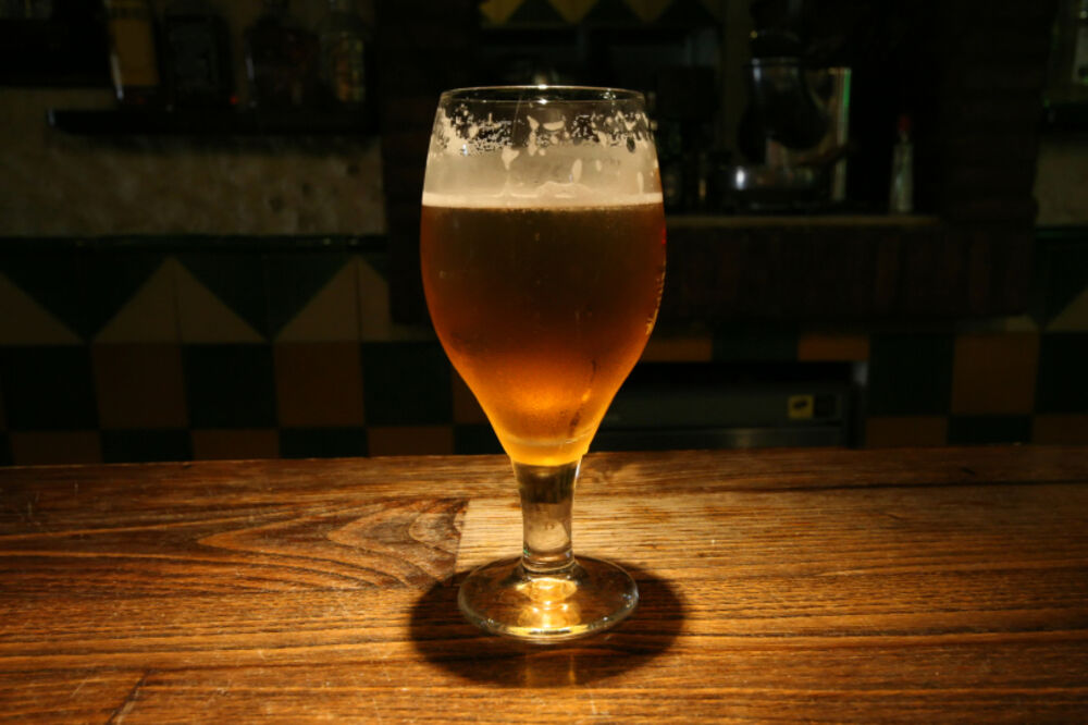 pivo čaša, Foto: Valiantbrewing.com