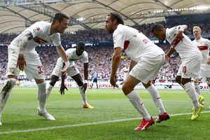 Velika pobjeda Frajburga, Štutgart vidi izlaz