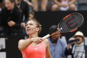 Halep i Suares-Navaro u polufinalu u Rimu