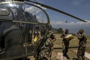 Nepal: Srušio se helikopter koji je nosio humanitarnu pomoć