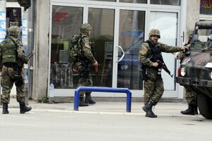 Kumanovo: Ubijena tri policajca, teroristi ubijeni ili se predali