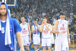 Budućnost sa Mornarom, Sutjeska protiv Teoda