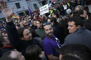 Podemos "skreće" ka centru