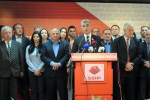 Prestrojavanje u SDP-u uoči Kongresa: Jača pritisak na uticajne...