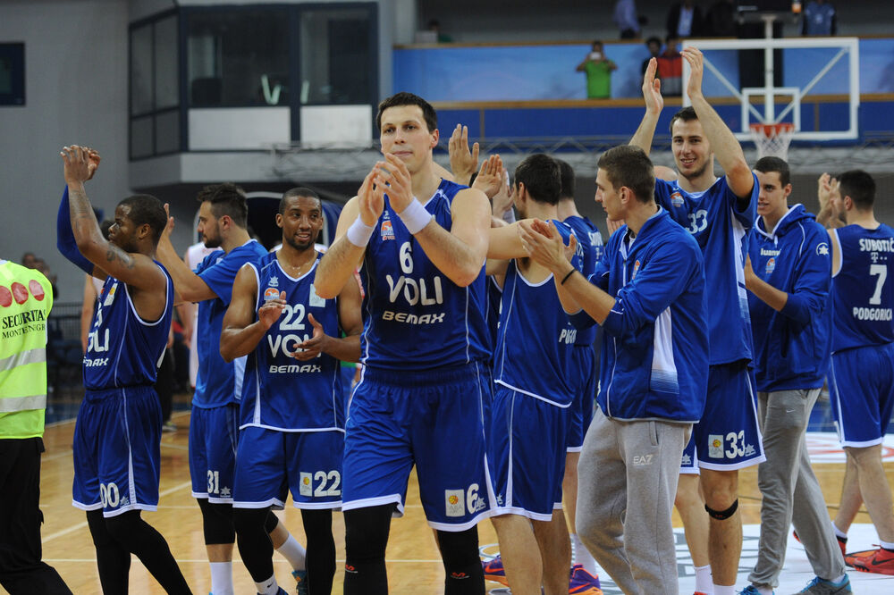 Košarkaši Budućnosti, Foto: Savo Prelević