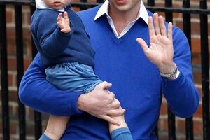 Princ Džordž došao da upozna sestru i oduševio sve [VIDEO]