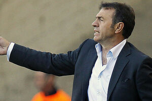 Granada otpustila trenera Abela Resina