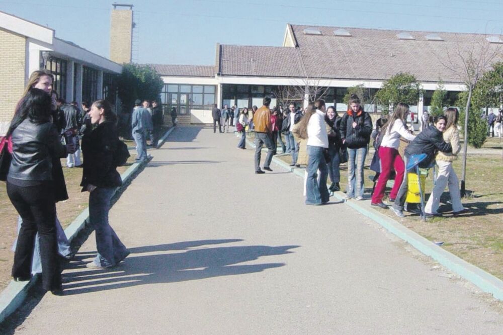 gimnazija Tuzi, Foto: Arhiva "Vijesti"