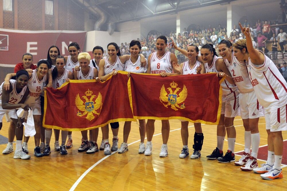 Košarkašice Crne Gore, Foto: Savo Prelević