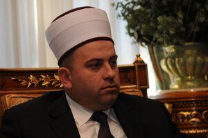 Fejzić po svojoj mjeri skrojio propise Islamske zajednice da bi...