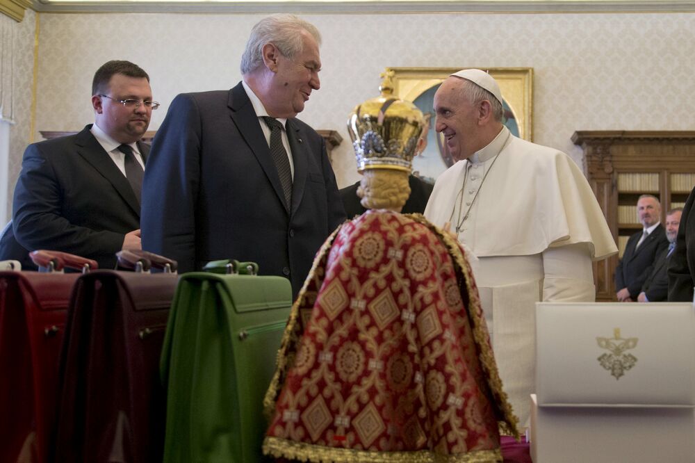 Miloš Zemen, papa Franjo, Foto: Reuters