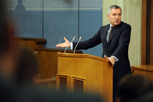 Đukanović: Javnost i političari vode svoje istrage i izriču presude