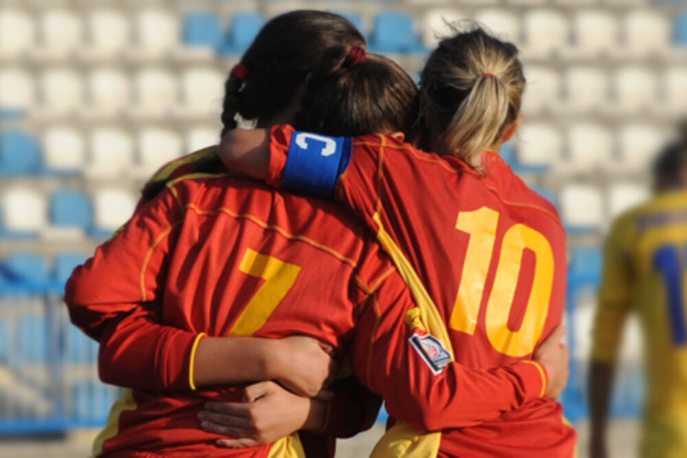 Ženska fudbalska reprezentacija, Foto: FSCG