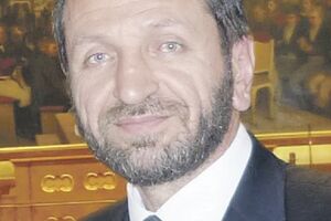 Podmeću nam da šaljemo ljude u Siriju