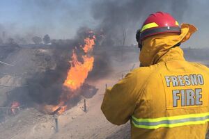 Kalifornija: Bjesni požar, evakuisano oko 300 porodica