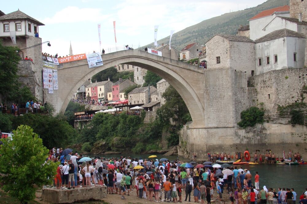 Stari most, Mostar, skokovi, Foto: Jasna Kalač