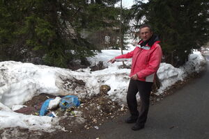 Žabljak: Smeće iz ugostiteljskih objekata pokraj šahti