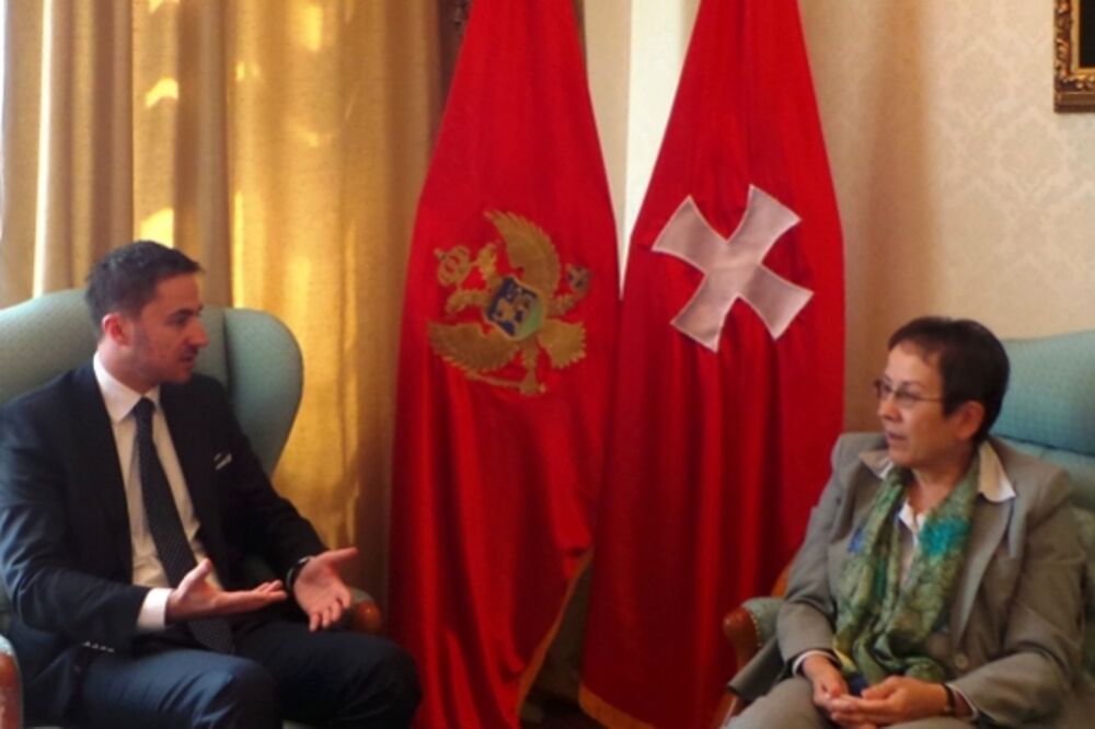 Aleksandar Bogdanović, Elizabet Štajnaker, Foto: Prijestonica Cetinje