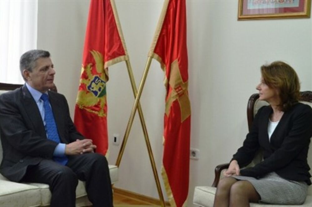 Ilias Fotopoulos, Milica Pejanović, Foto: Mod.gov.me