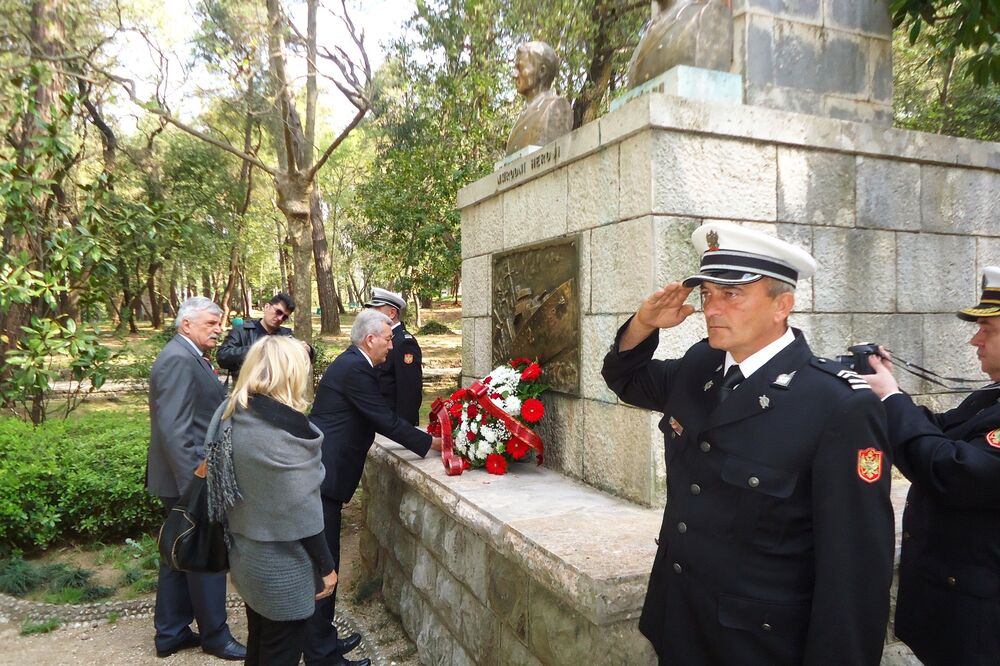 Tivat, godišnjica potapanja broda Zagreb, Foto: Siniša Luković